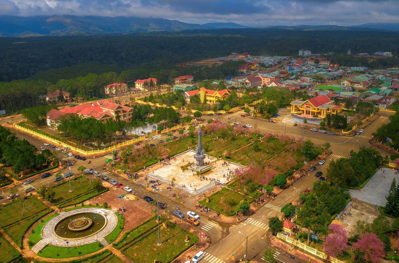 Phong cảnh huyện Kon Plông